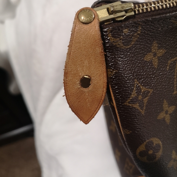 LV Speedy 35 - Picture 5 of 8